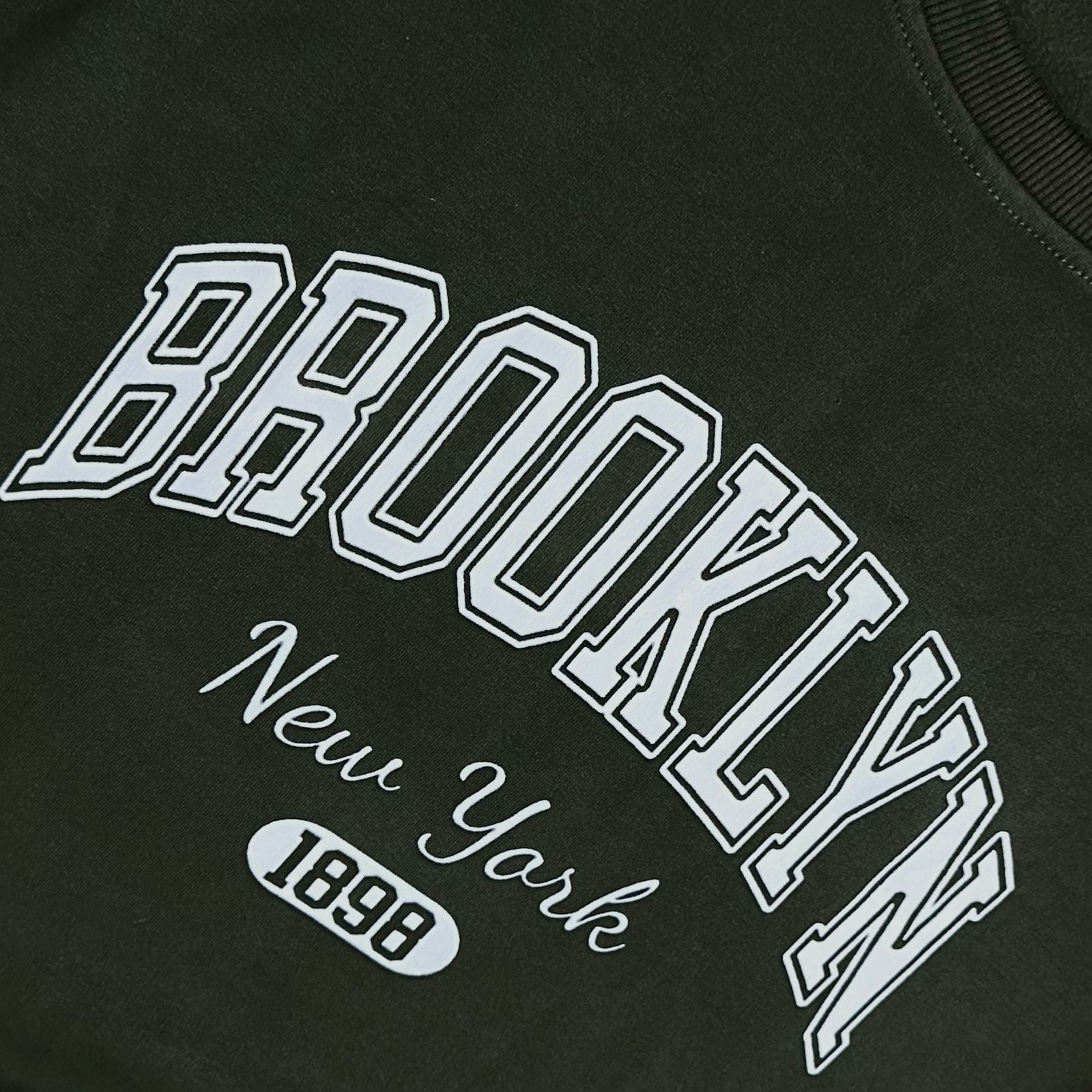 brooklyn sweatshirt thundertapz